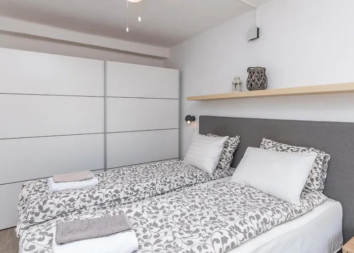 3br In Centre Near The Fuengirola