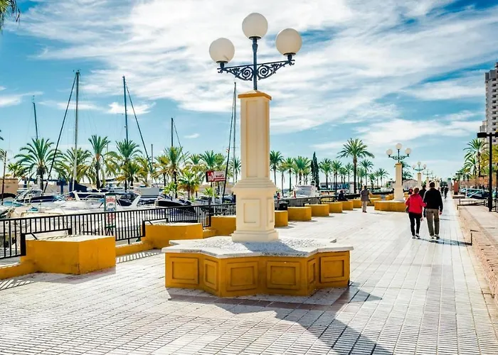 3br In Centre Near The